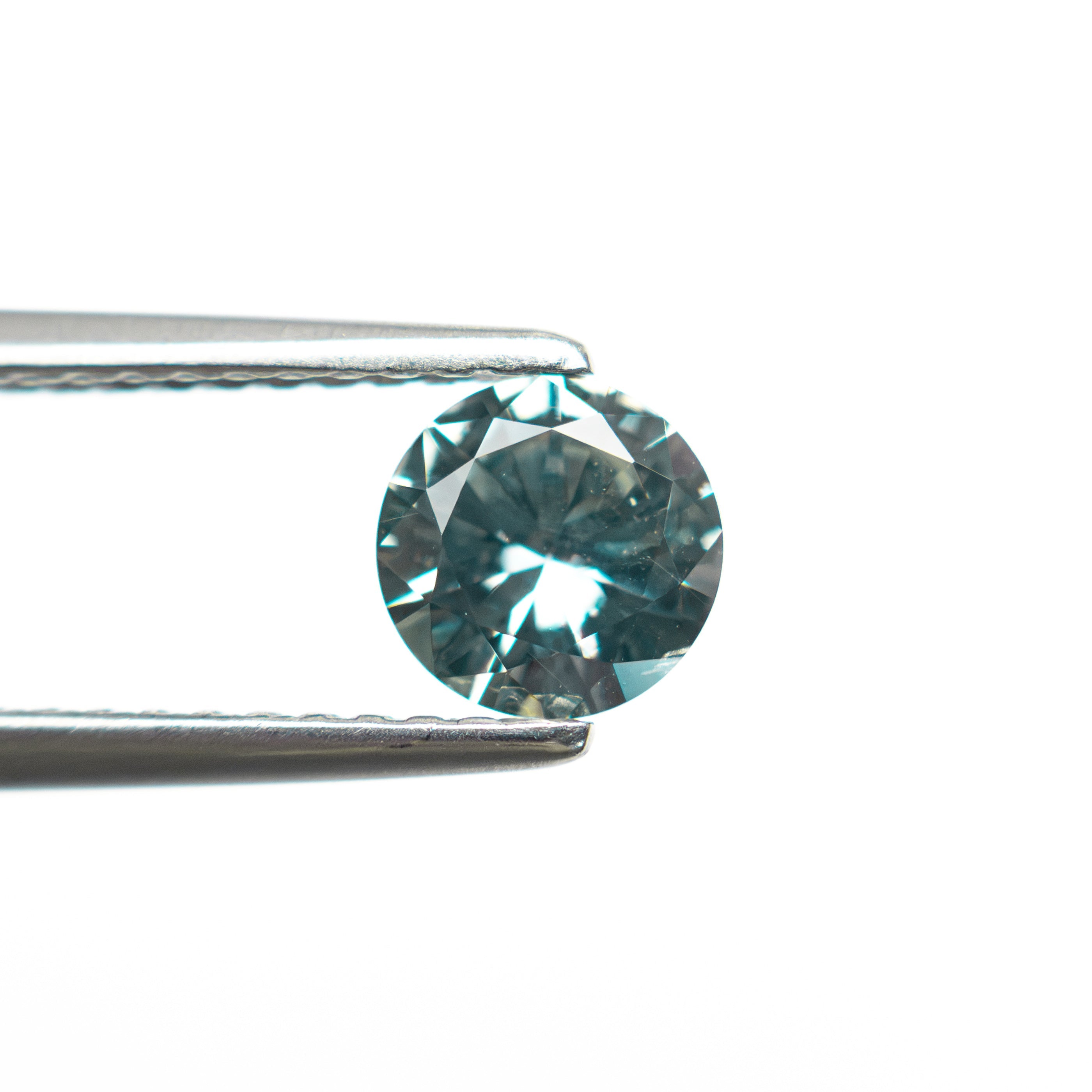 0.77ct 5.53x5.50x3.33mm Round Brilliant Sapphire 26134-22