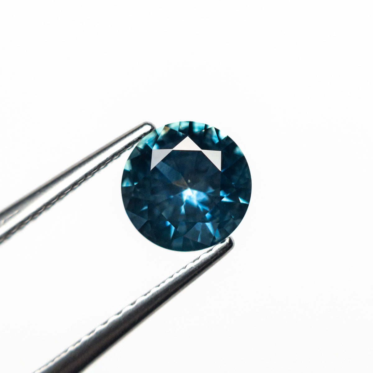 1.25ct 6.69x6.65x3.88mm Round Brilliant Sapphire 26524-11