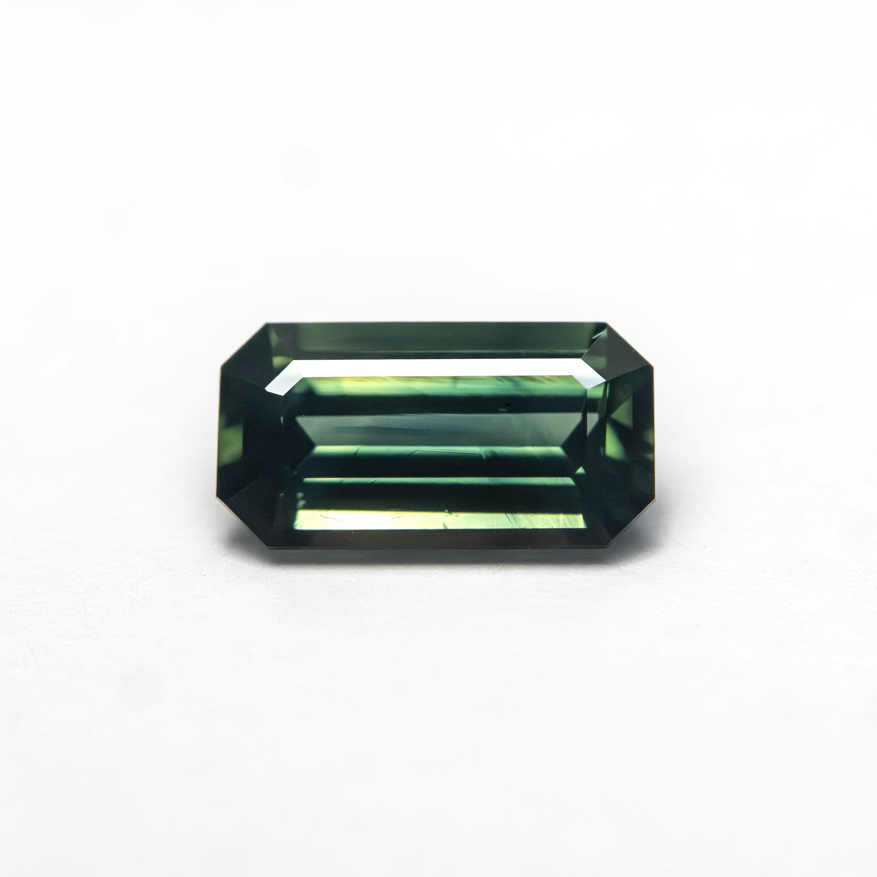 0.99ct 7.89x4.20x2.78mm Cut Corner Rectangle Steph Cut Sapphire 27329-05