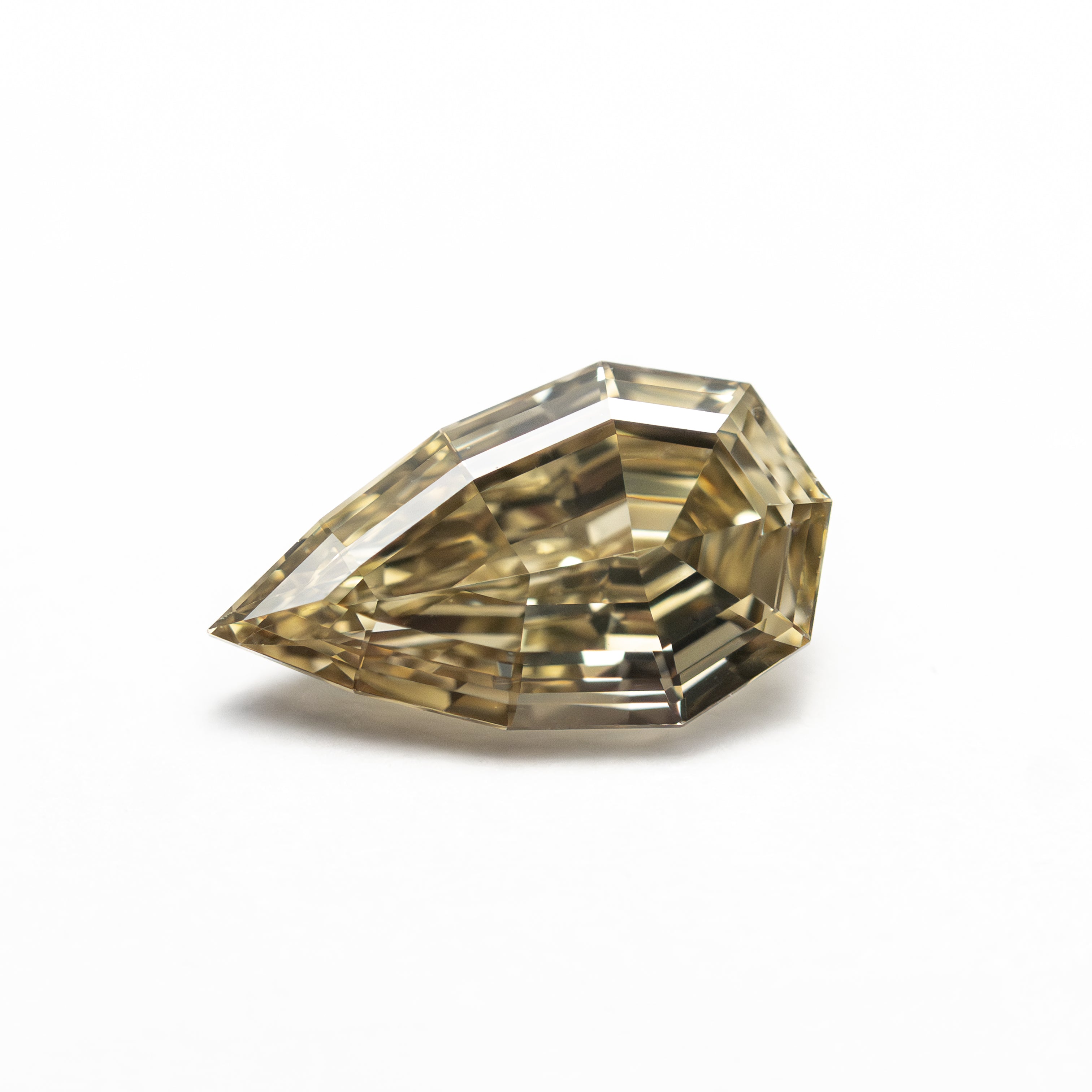 1.03ct 9.47x5.63x2.94mm VS1 C6 Geo Pear Step Cut 🇿🇦 27518-09