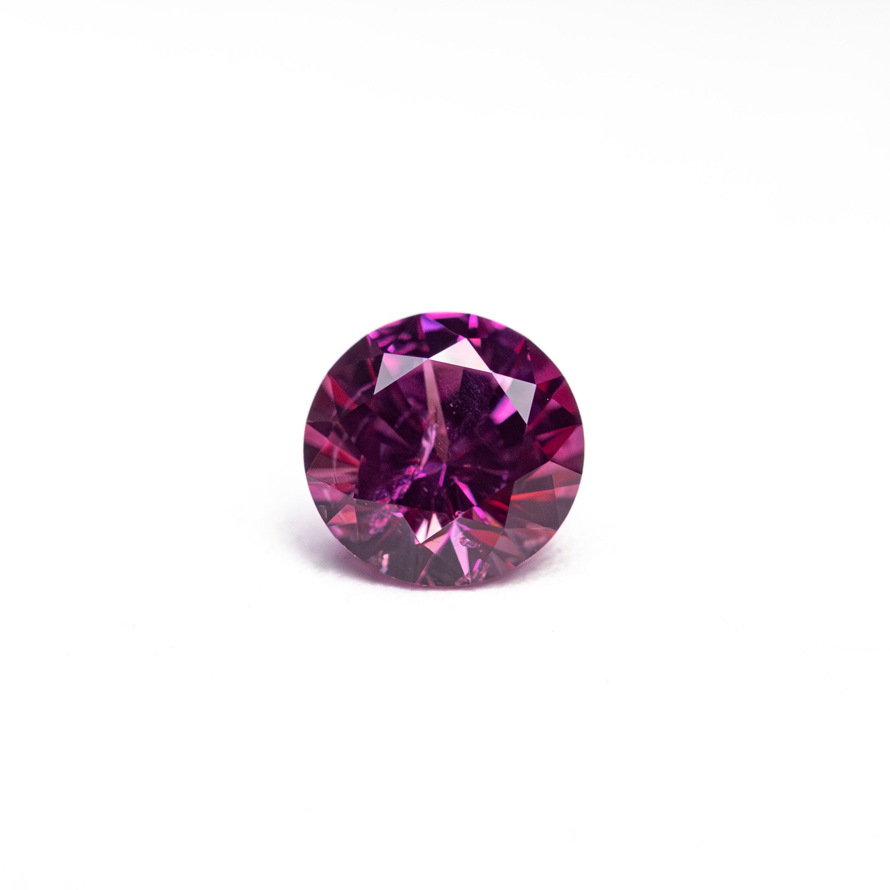0.67ct 5.24x5.24x3.45mm Round Brilliant Sapphire 27956-10