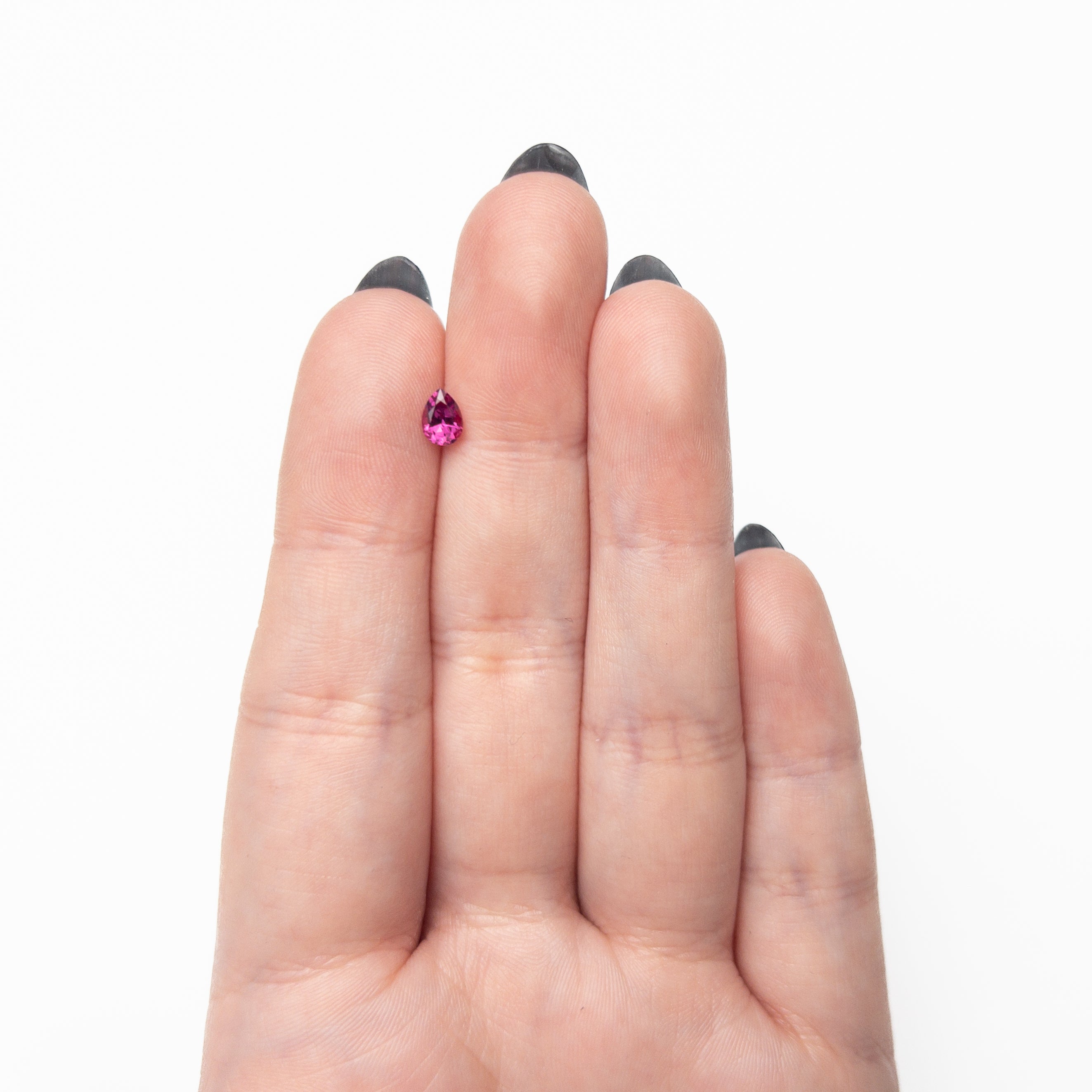 0.46ct 5.55x4.01x2.82mm Pear Brilliant Sapphire 27956-16