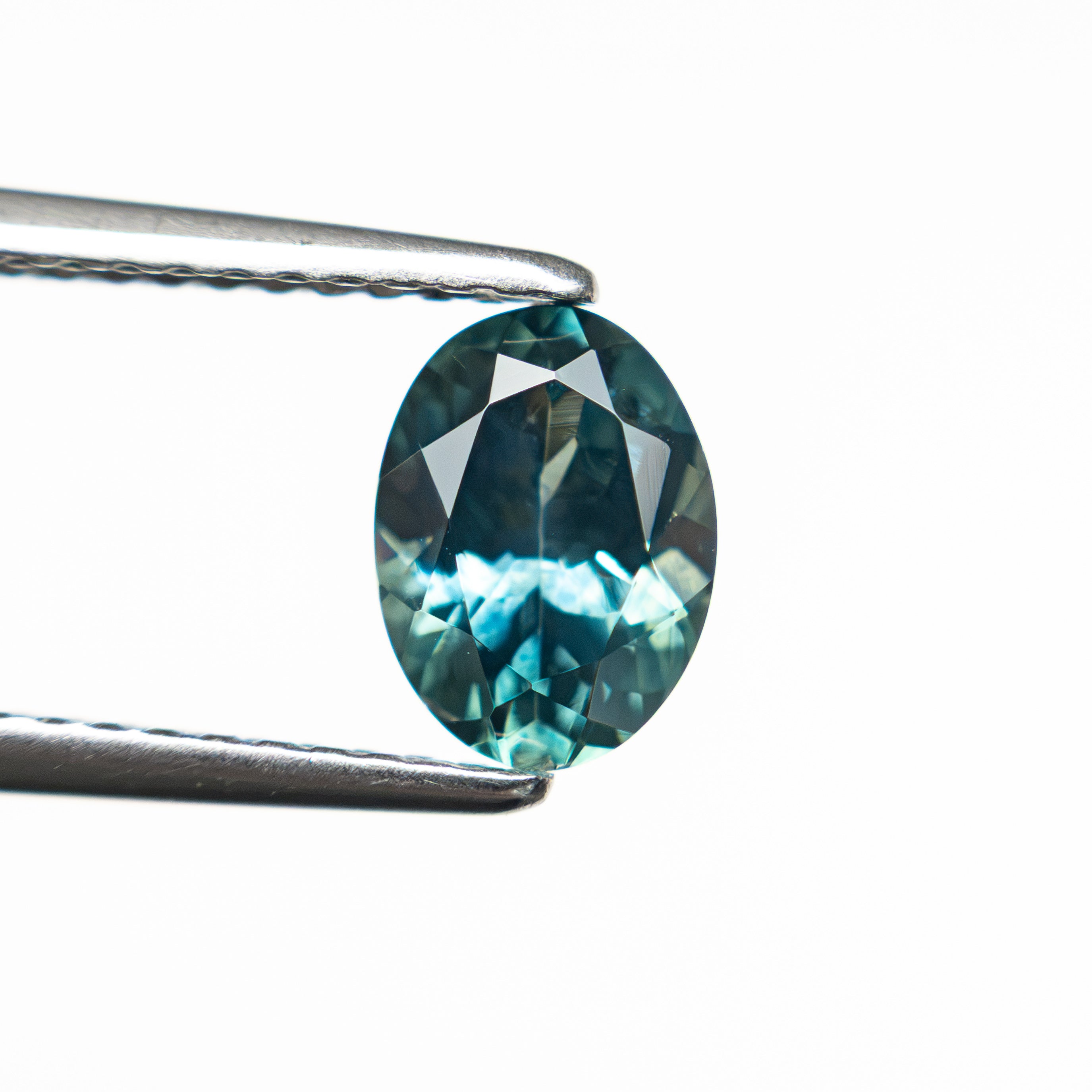1.21ct 7.37x5.45x3.78mm Oval Brilliant Sapphire 28028-11