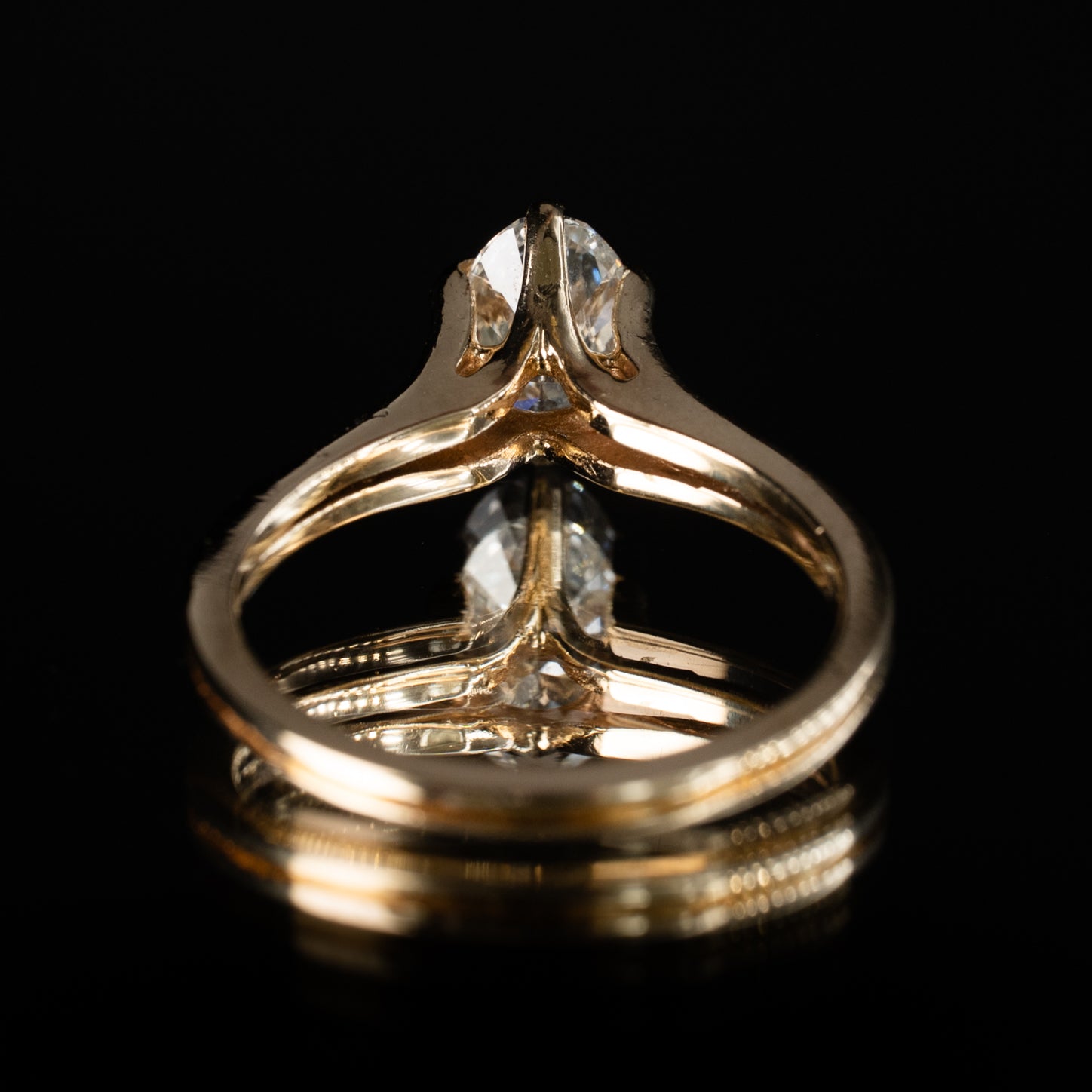 Oval Diamond Split Shank Solitaire in 14k Gold