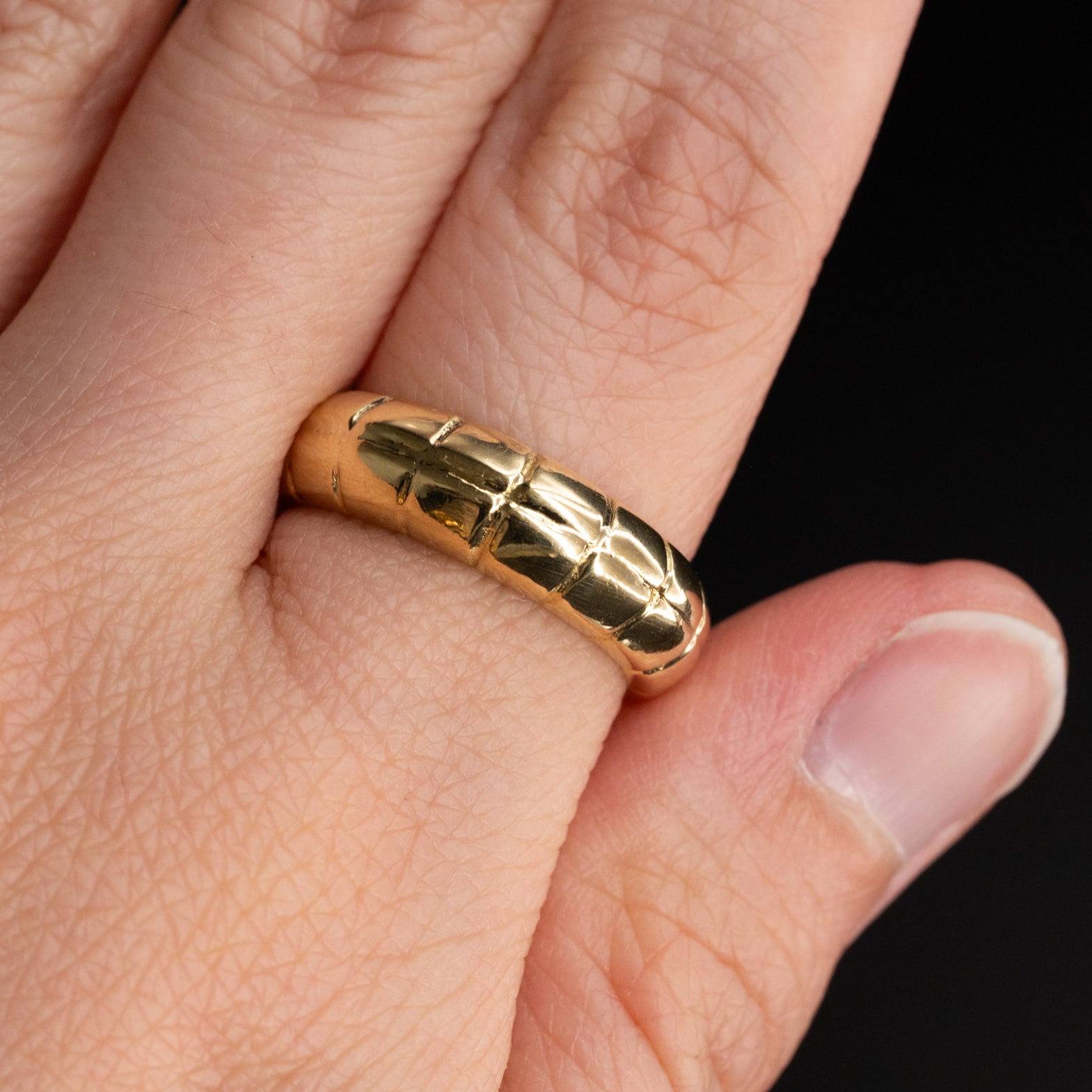 Vintage Bamboo Dome Band | 18k Yellow Gold