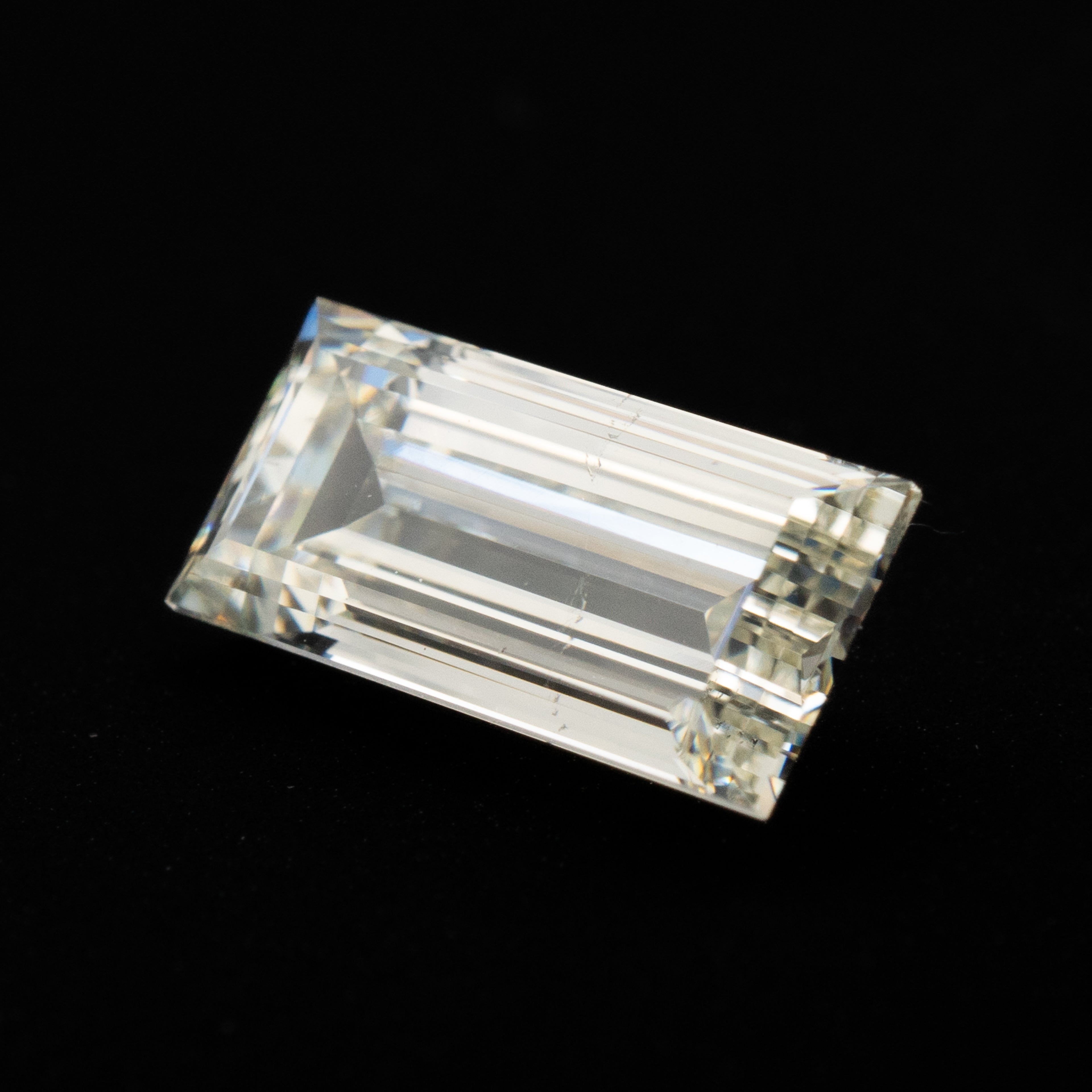 Baguette Diamond | 1.57ct | L SI1