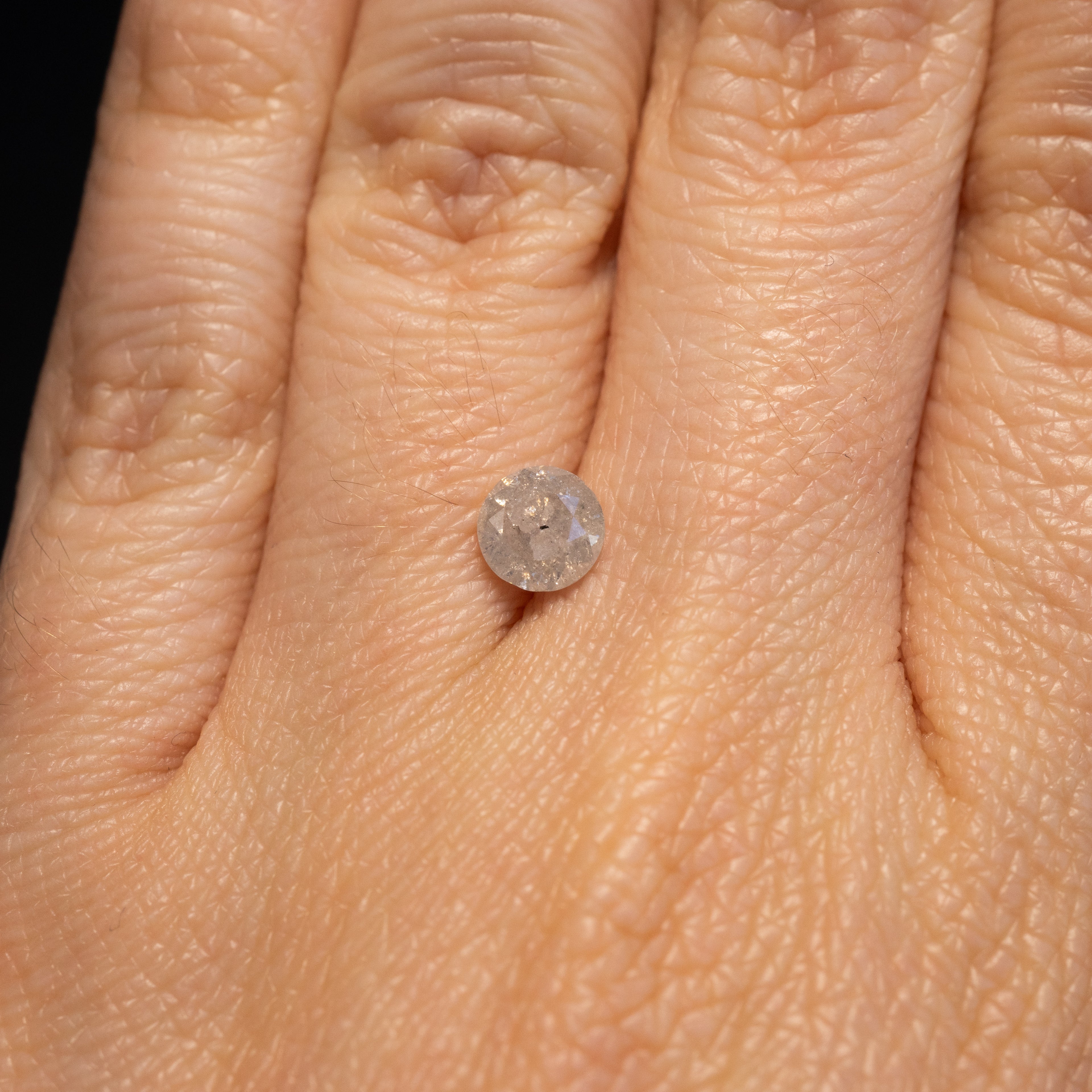 Round Brilliant Icy Salt + Pepper Diamond | 0.86ct