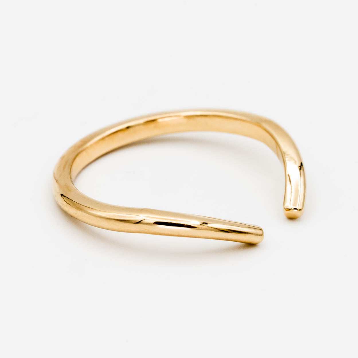 Negative Space Contour Band