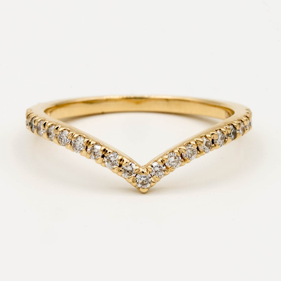 Pavé Diamond Chevron Band