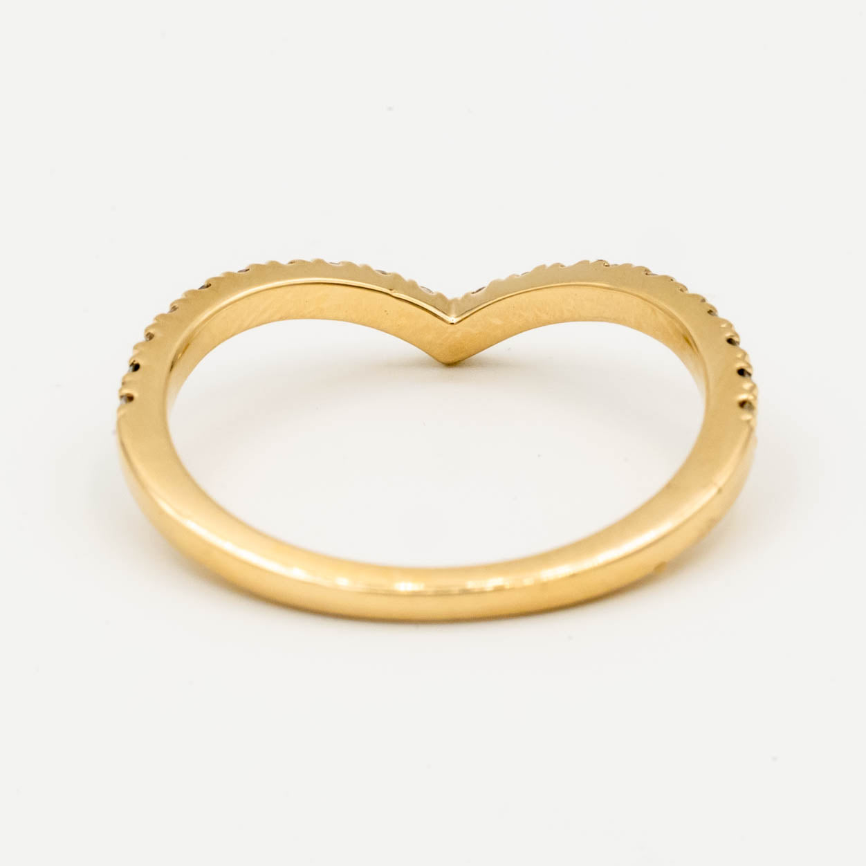 Pavé Diamond Chevron Band