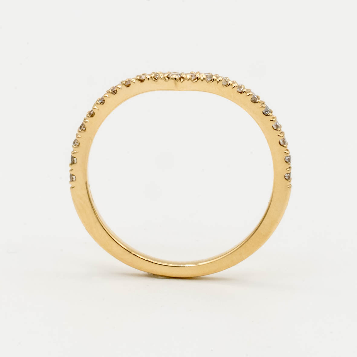 Pavé Diamond Chevron Band