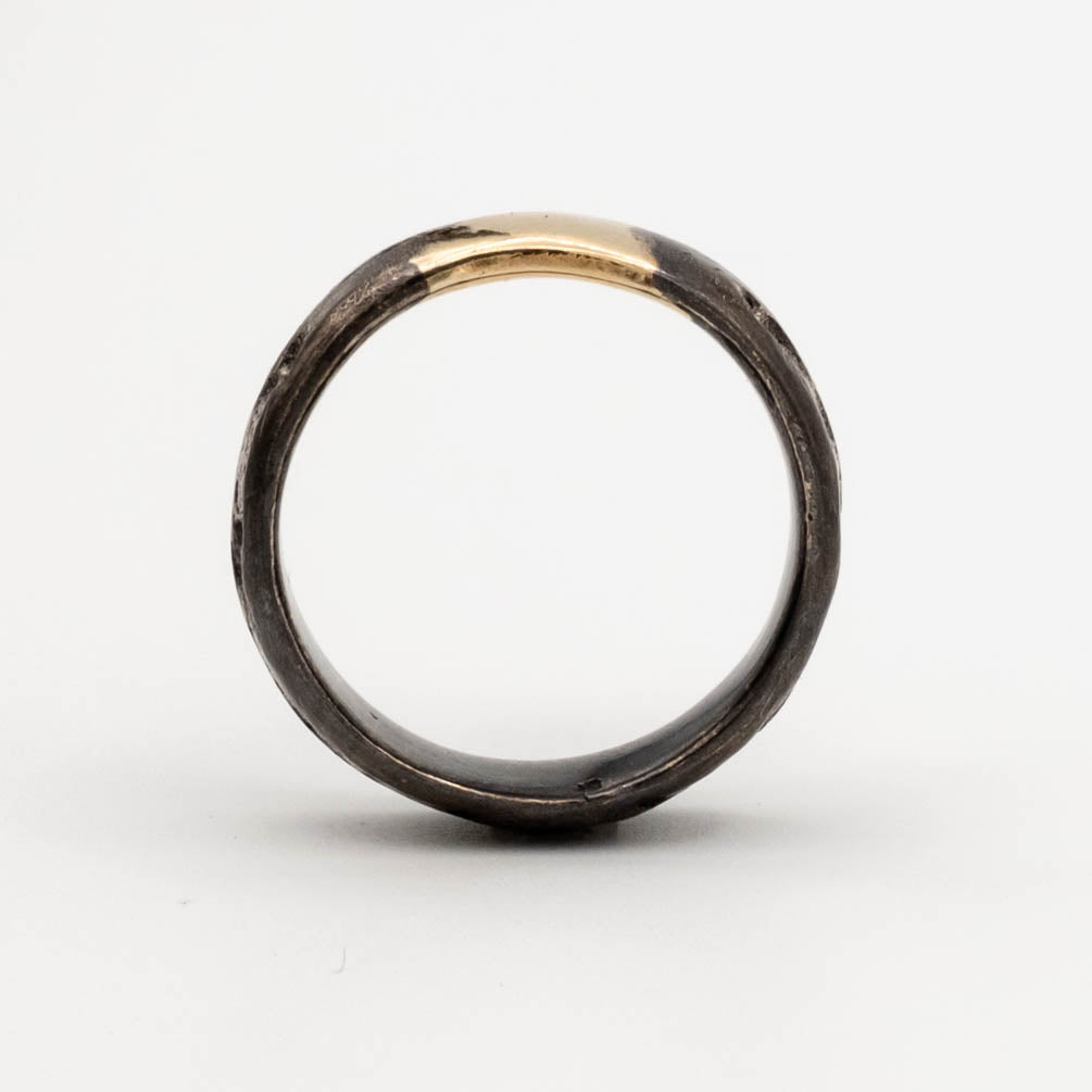 Relic Black & Gold Band