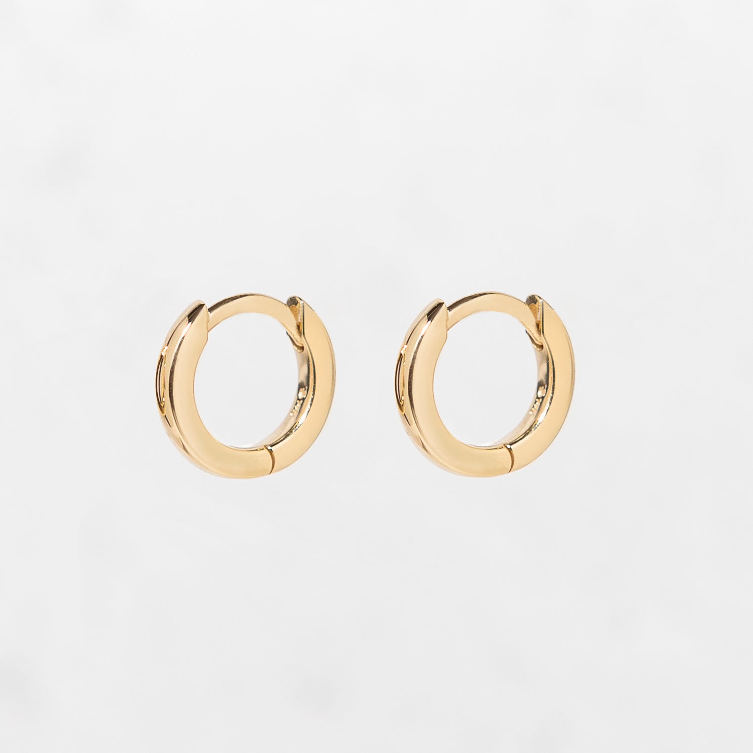 Huggie Hoop Earrings in 14k Yellow Gold