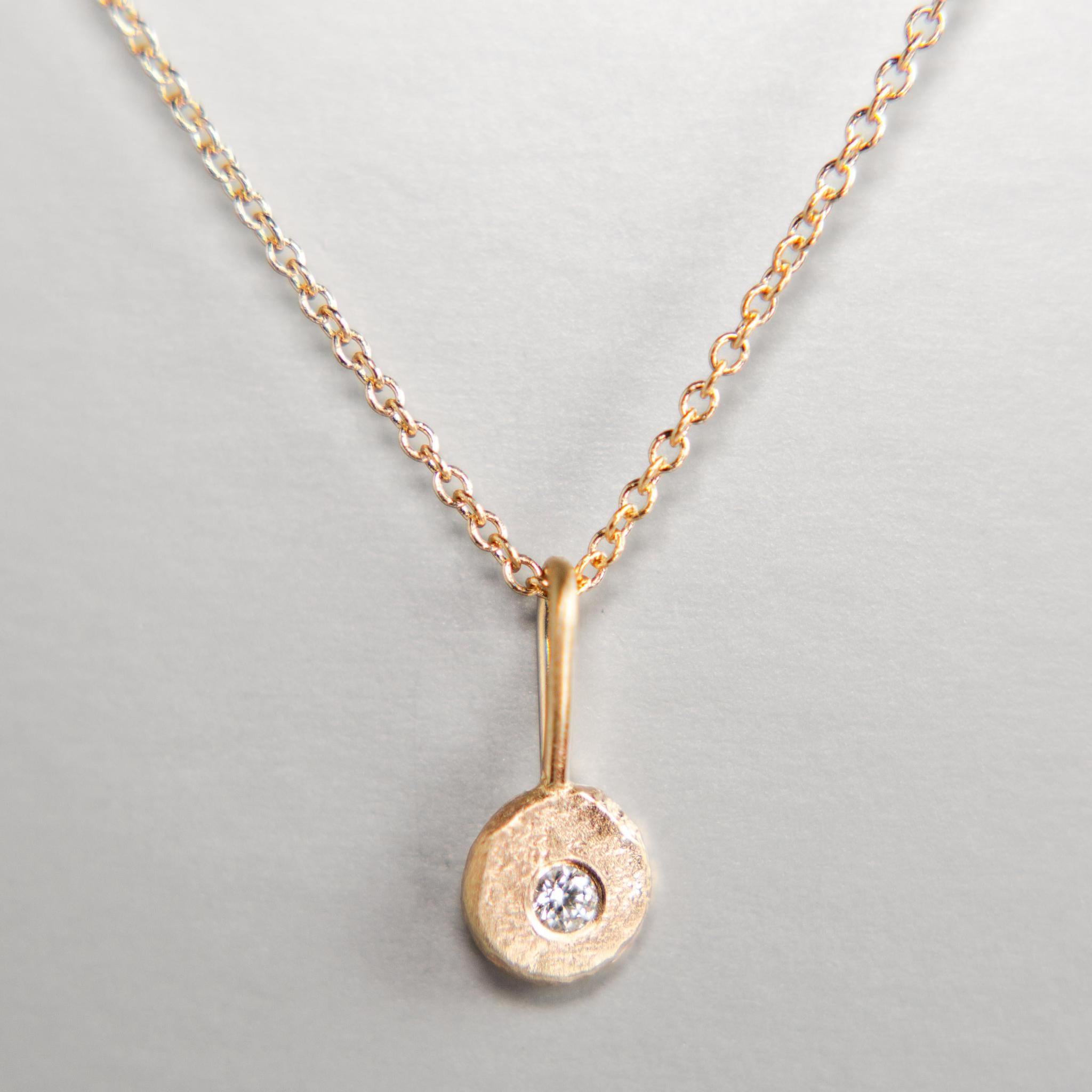 Pebble Charm in 14k Yellow Gold