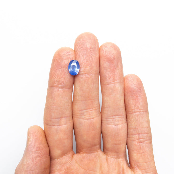 2.56ct 9.99x7.27x4.33mm Oval Brilliant Sapphire 25266-01