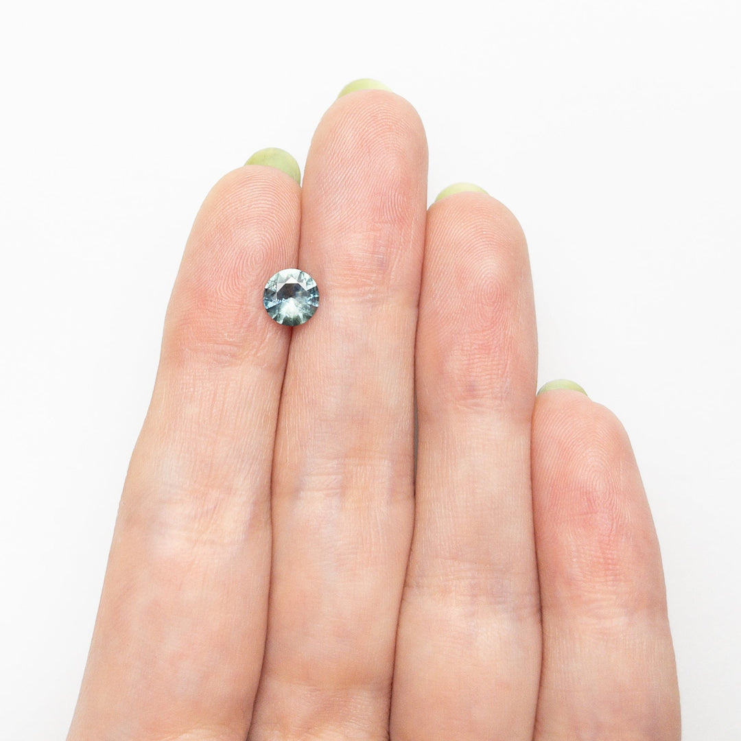 0.94ct 6.11x6.03x3.46mm Round Brilliant Sapphire 26524-14