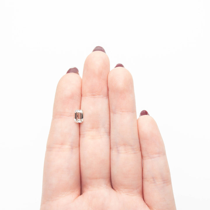 1.00ct 7.01x4.58x3.07mm VVS2 J Cut Corner Rectangle Step Cut 27376-13