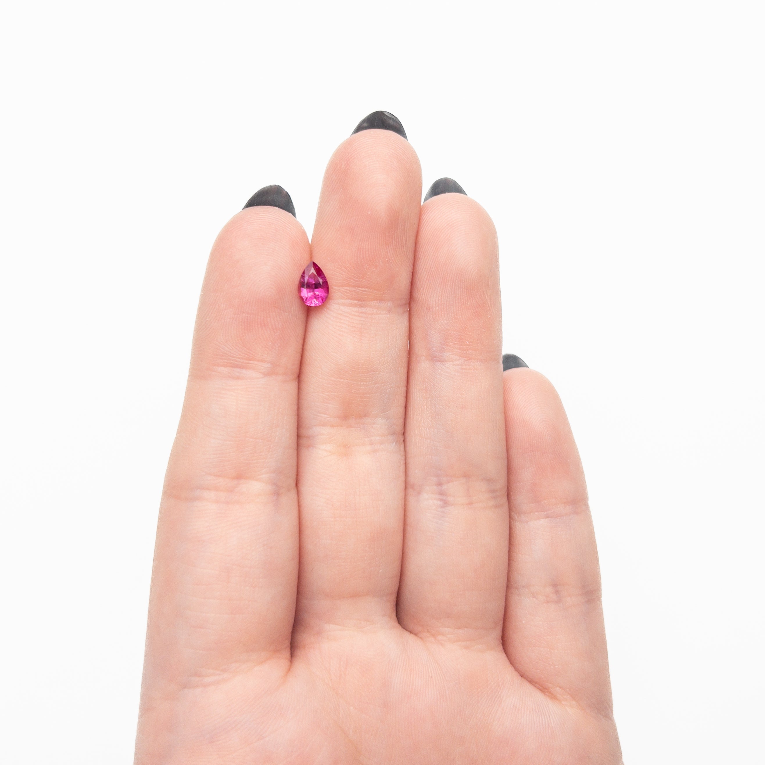 0.66ct 6.63x4.59x3.06mm Pear Brilliant Sapphire 27956-21