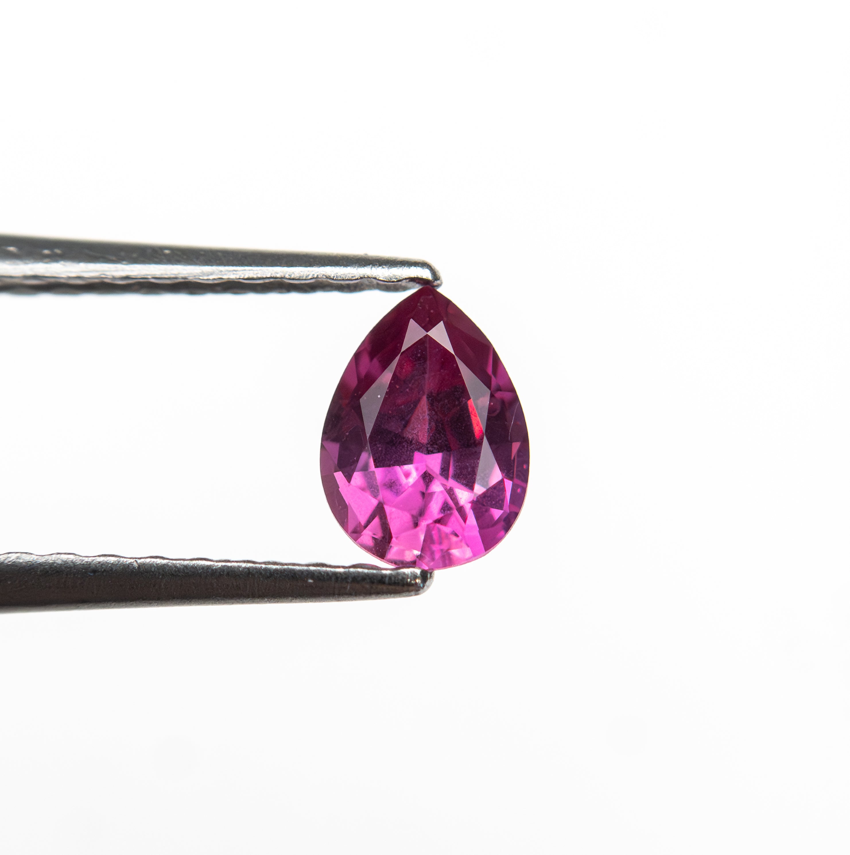 0.41ct 5.41x3.92x2.57mm Pear Brilliant Sapphire 27956-29