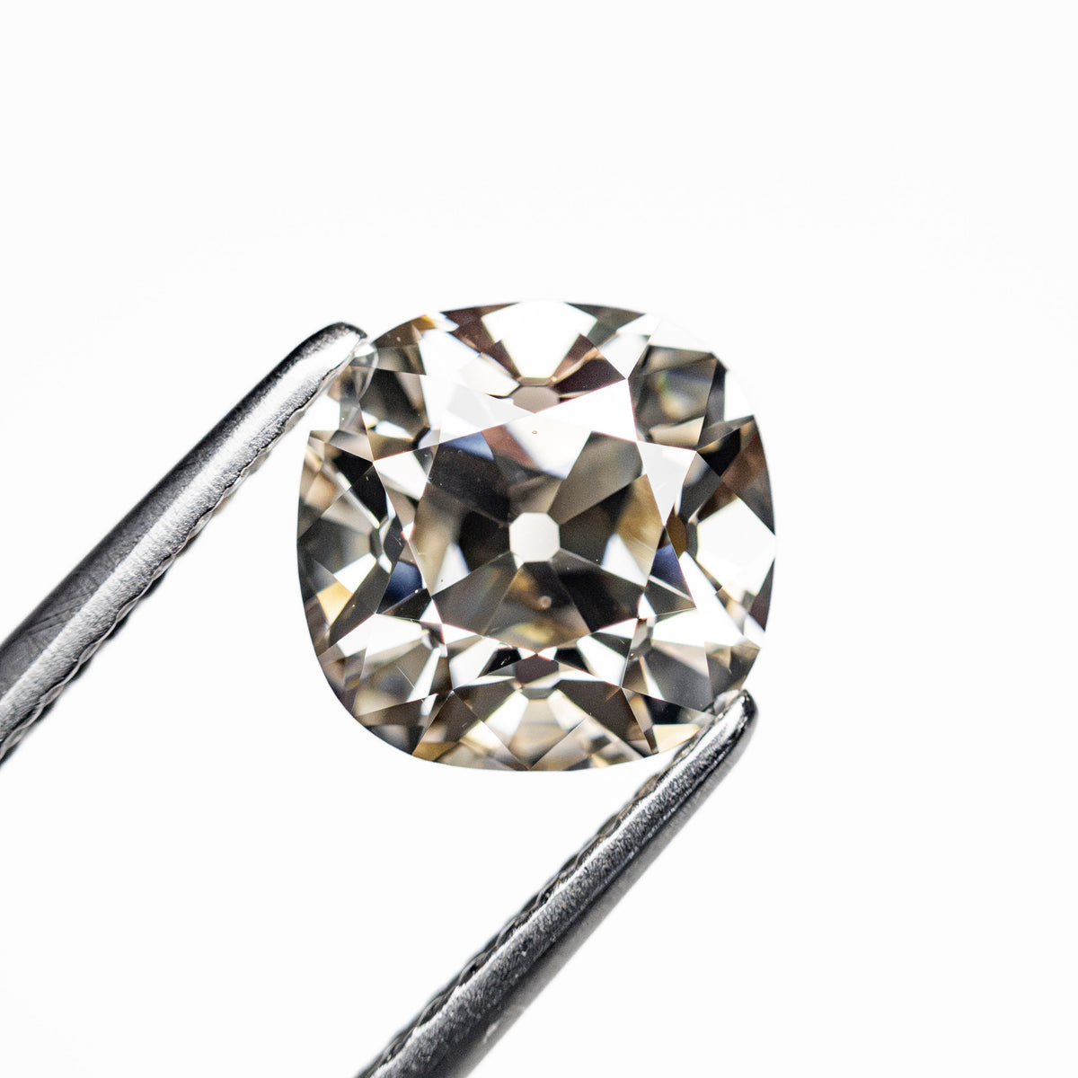 2.01ct 7.31x7.44x4.98mm VS2 Q-R Modern Antique Cushion Brilliant 🇨🇦 28317-01