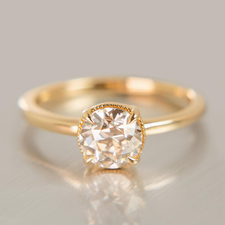 Oak Ring with Moissanite