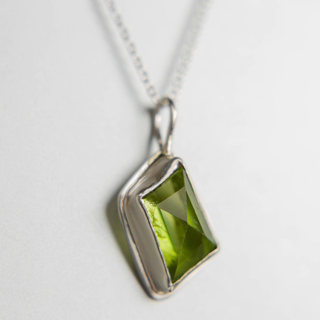 Glacier Charm | Peridot | Sterling Silver