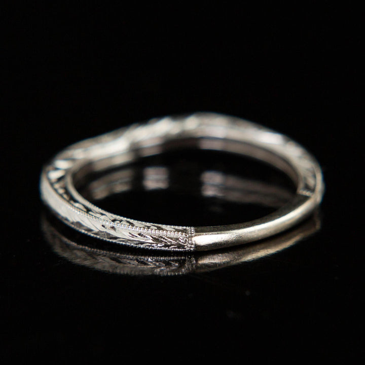 Vintage Diamond Contour Ring with Hand Engraving | 14k White Gold