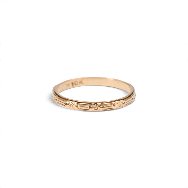 Stórica Studio Neroli vintage orange blossom band in 10k yellow gold with engraved flowers and milgrain edges