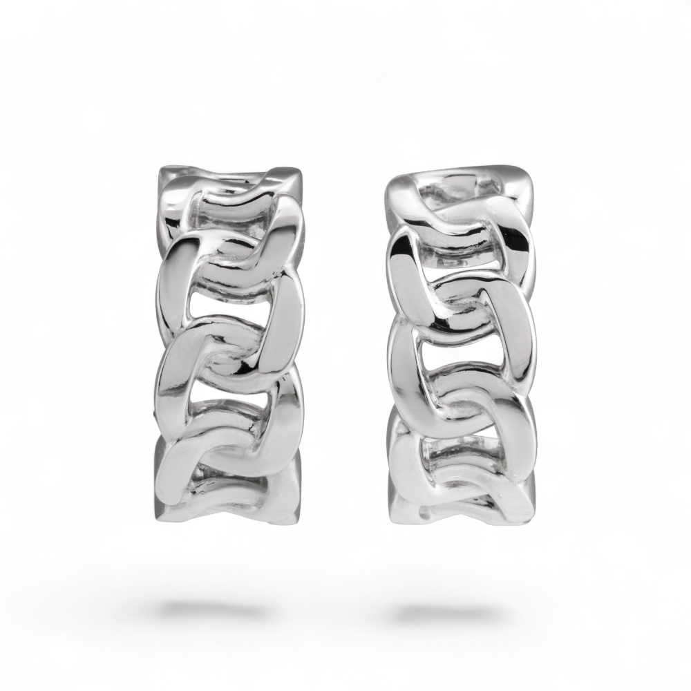 Stórica Studio Anchor Hoops in solid sterling silver featuring a chunky, sculptural chain link design.