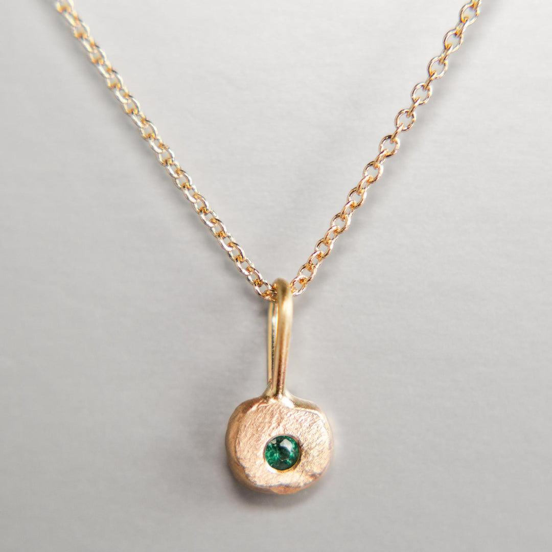 Pebble Charm in 14k Yellow Gold