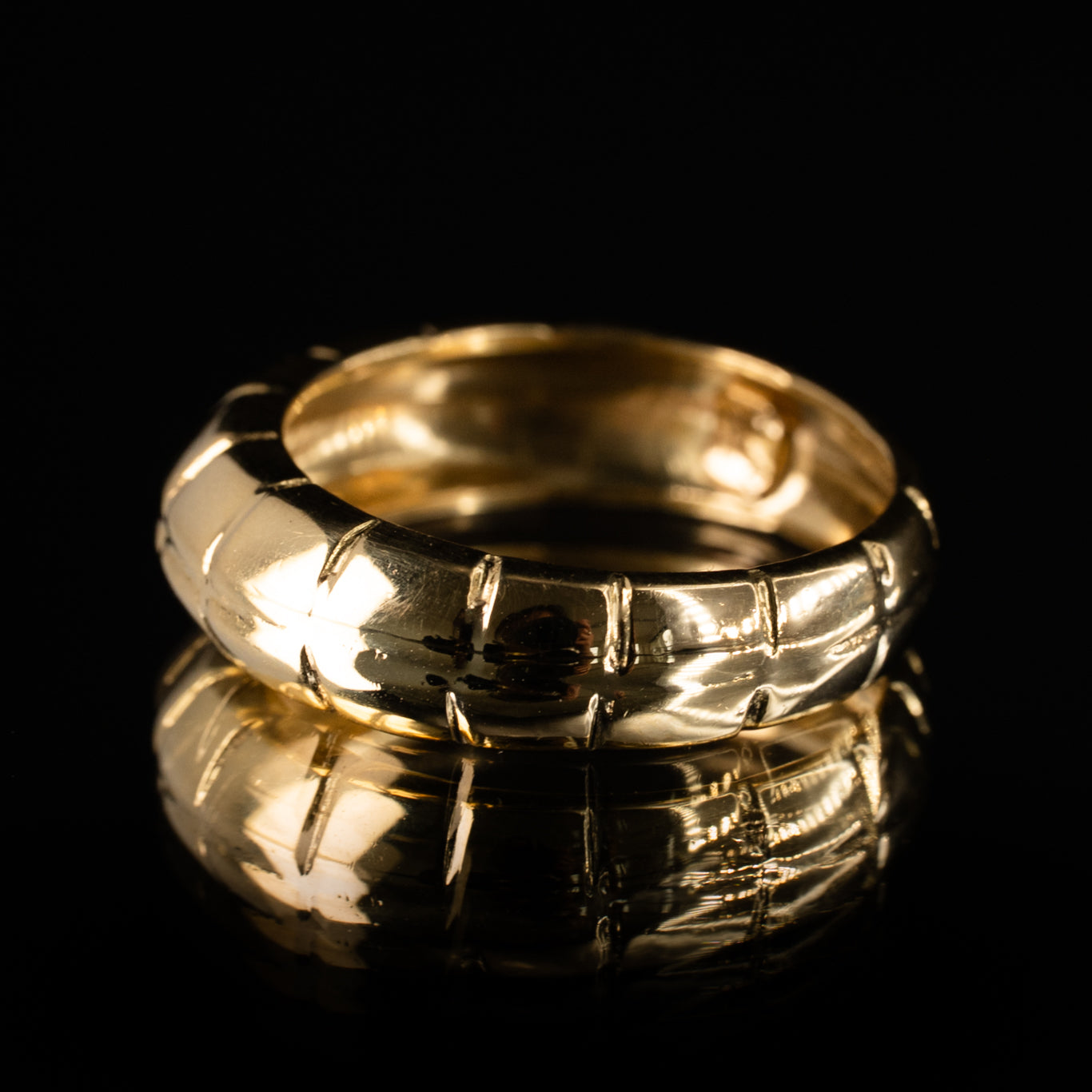 Vintage Bamboo Dome Band | 18k Yellow Gold