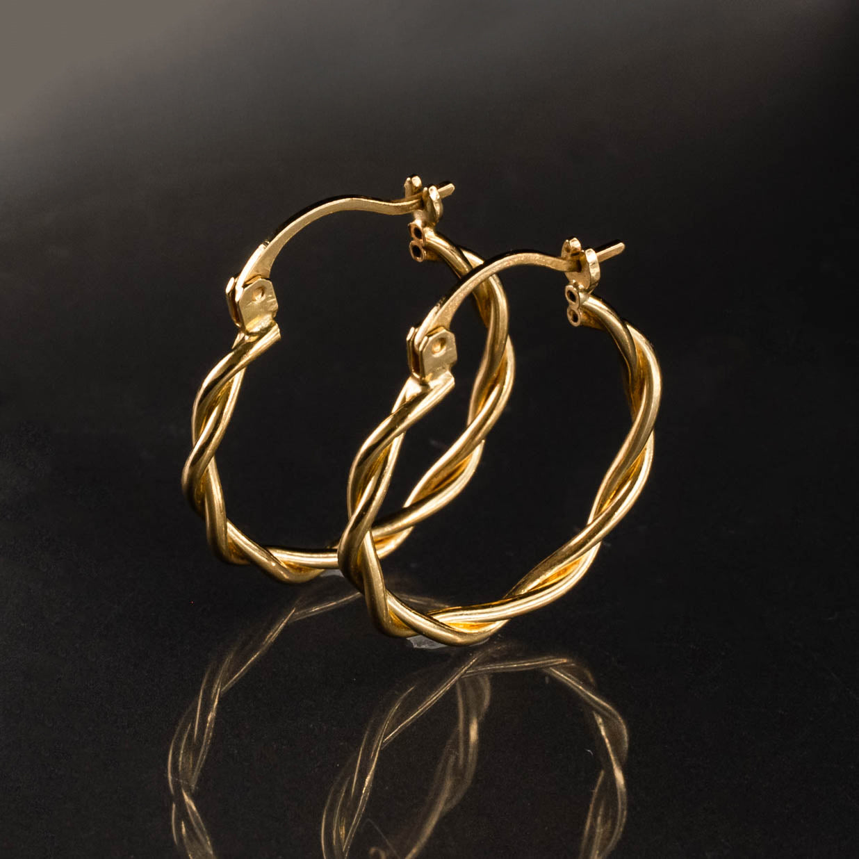 Vintage Twist Hoop Earrings in 14k Gold