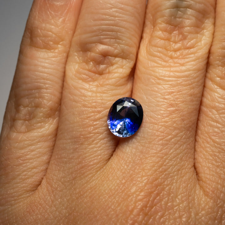 Bi-color Oval Sapphire | 2.77ct | Sri Lanka Origin