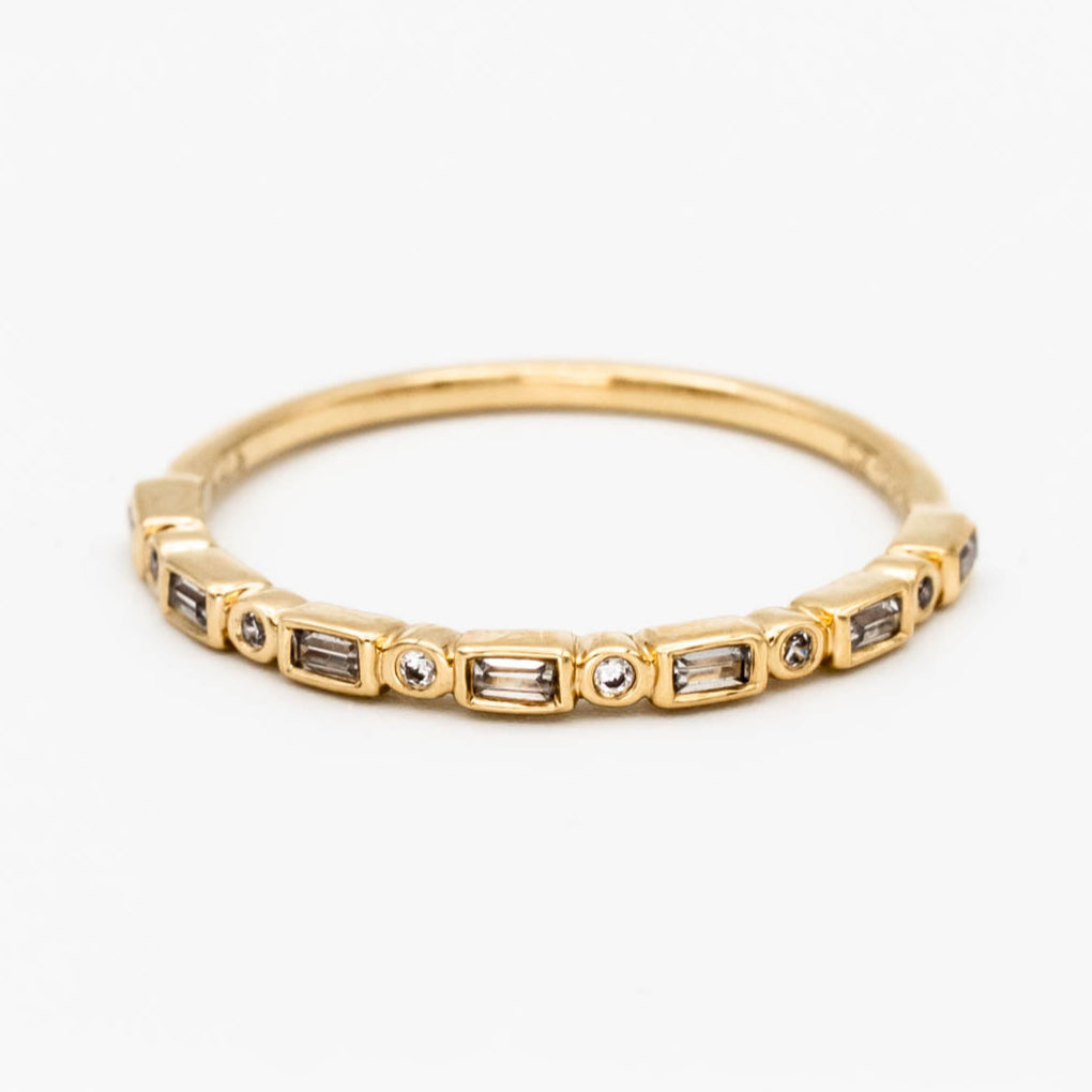 Baguette + Round Diamond Wedding Band