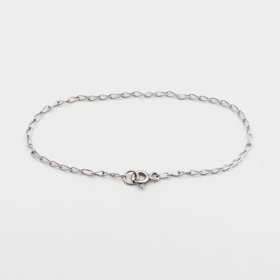 Elongated Curb Chain Bracelet