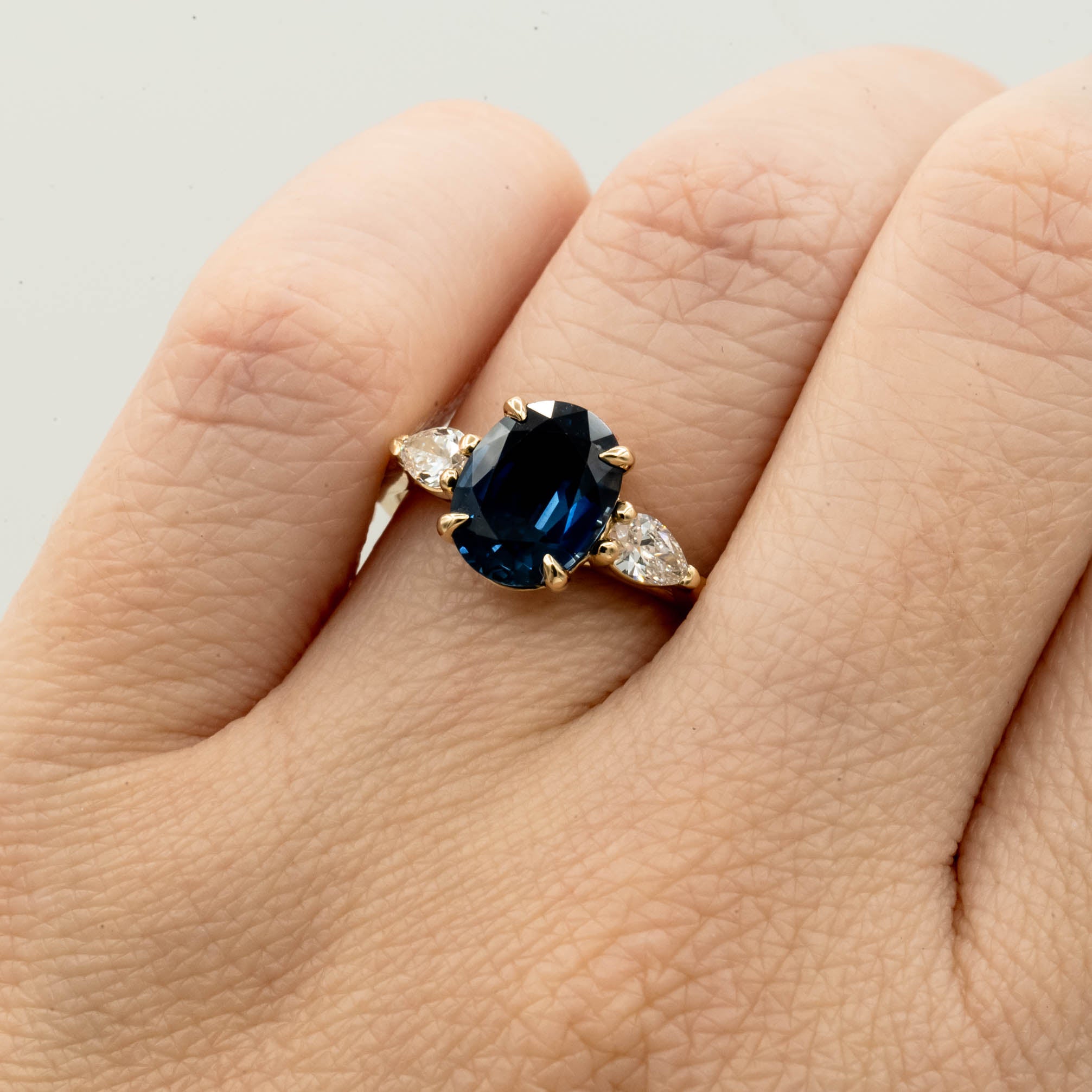 Acacia Engagement Ring | 2.42ct Blue Sapphire | 14k Yellow Gold