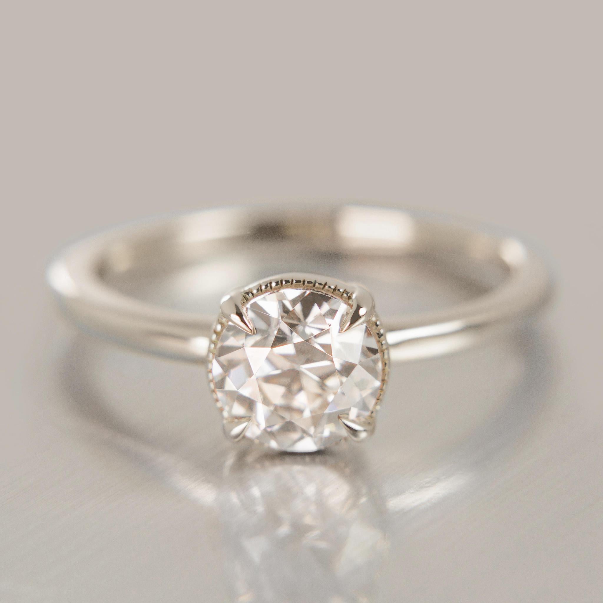 Oak Ring with Moissanite
