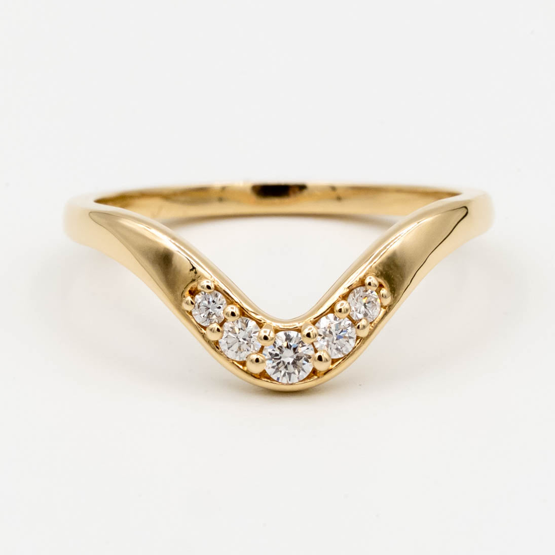 Diamond V Curve Band