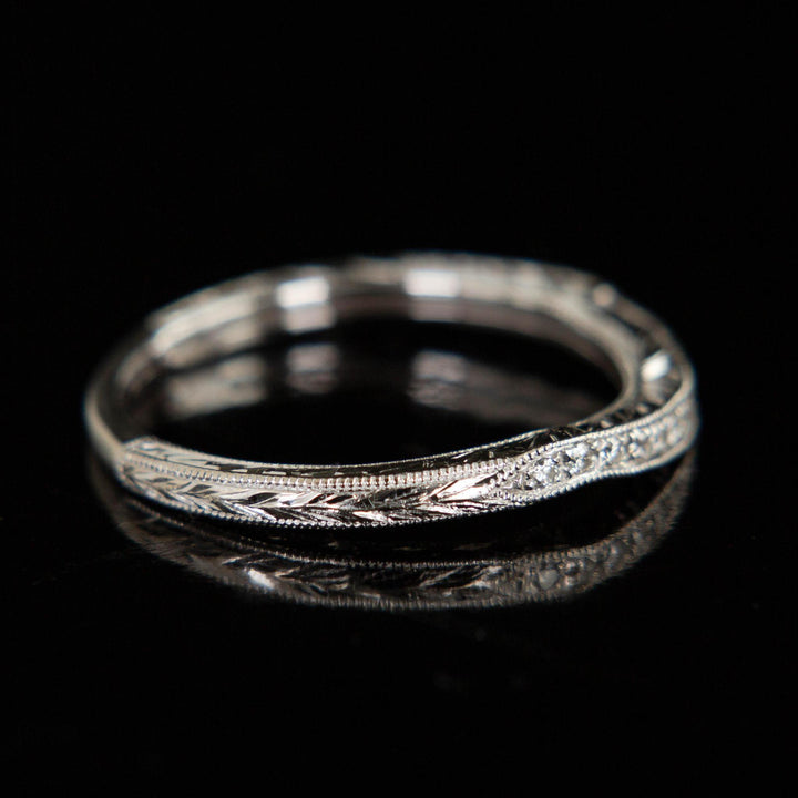 Vintage Diamond Contour Ring with Hand Engraving | 14k White Gold