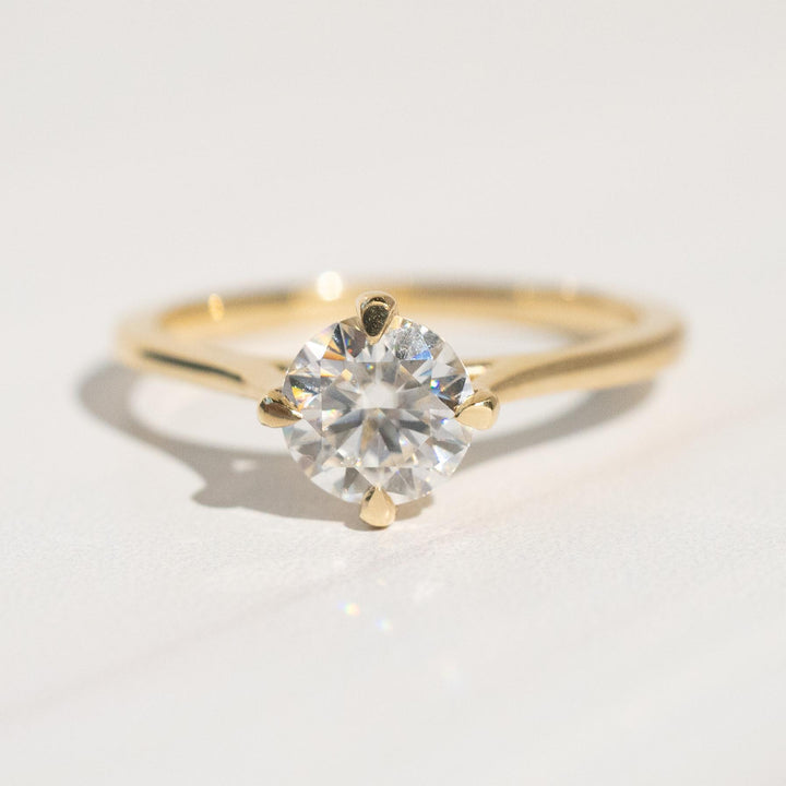 Sequoia Ring with Moissanite