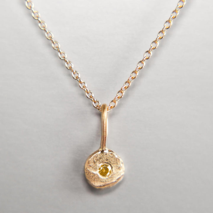 Pebble Charm in 14k Yellow Gold