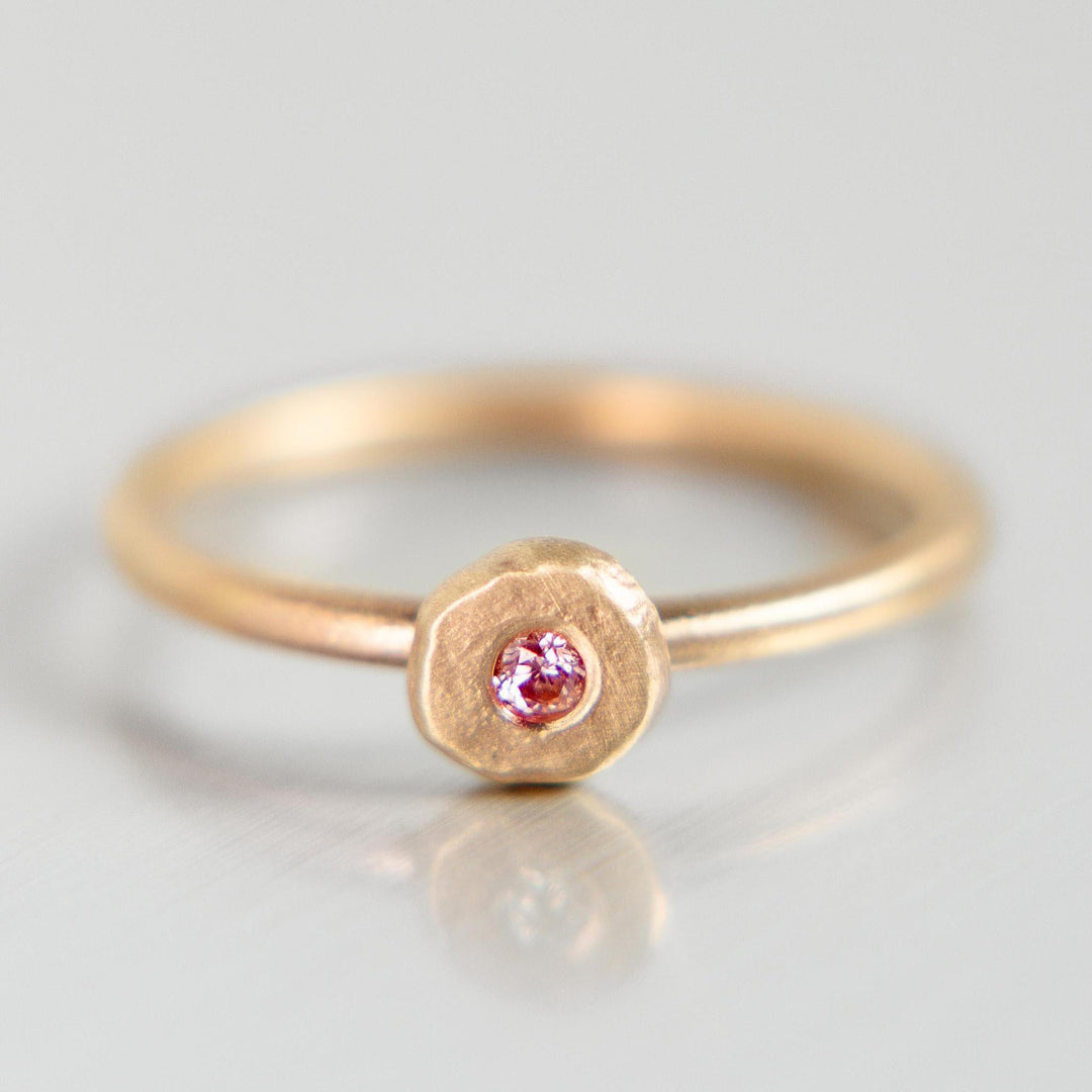 Pebble Ring in 14k Gold