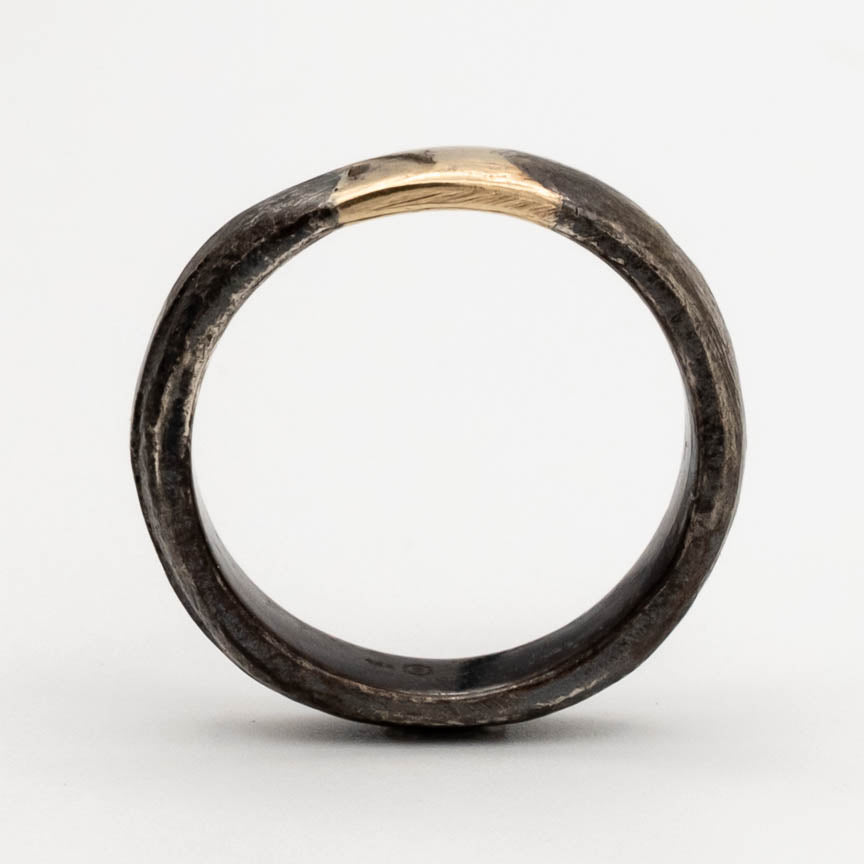 Relic Black & Gold Band