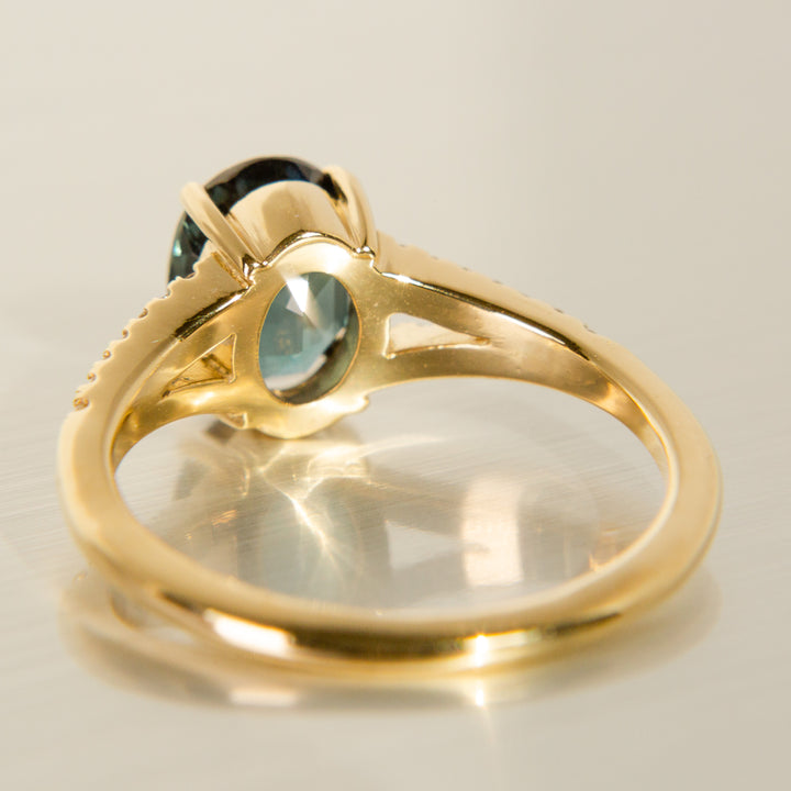 Juniper Pave Ring - Teal Sapphire in 18k Yellow Gold
