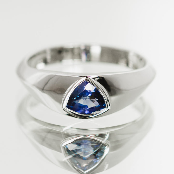 Tunduru Sapphire Signet Ring in 14k White Gold