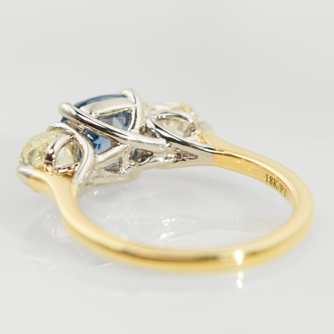 Cornflower Blue Sapphire and Antique Diamond Trellis Ring in 18k Yellow Gold & Platinum
